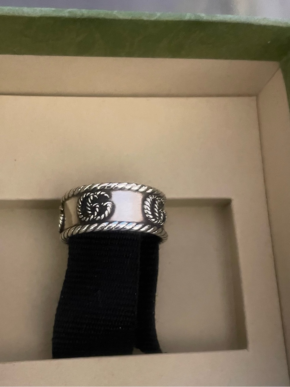 Gucci Silver Band Ring - Rope Edge with Interlocking G Detail